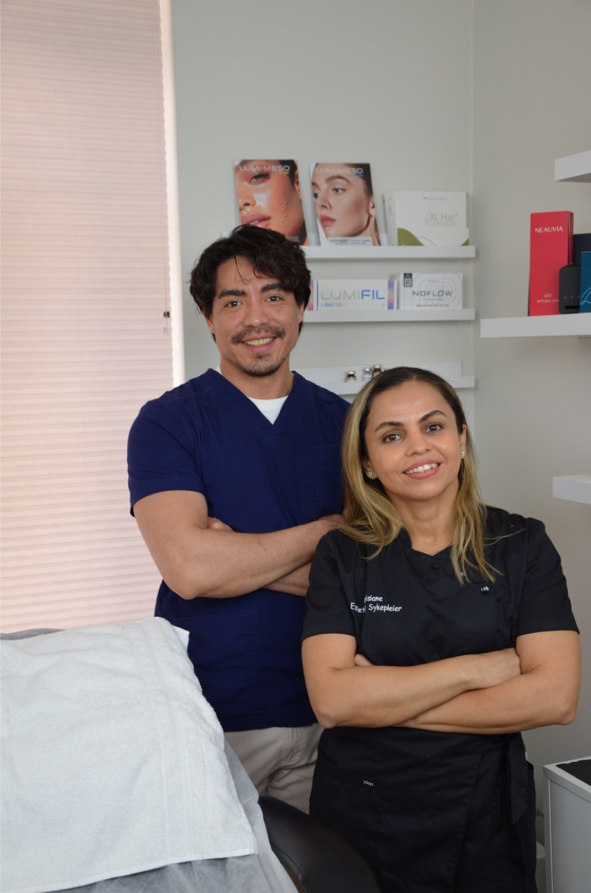 Ejal 40 Skinbooster-behandling i ansiktet
